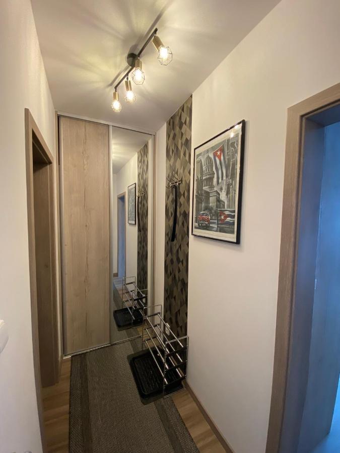 Moderny Apartman S Vyhladom Na Vysoke Tatry Poprad Exterior foto